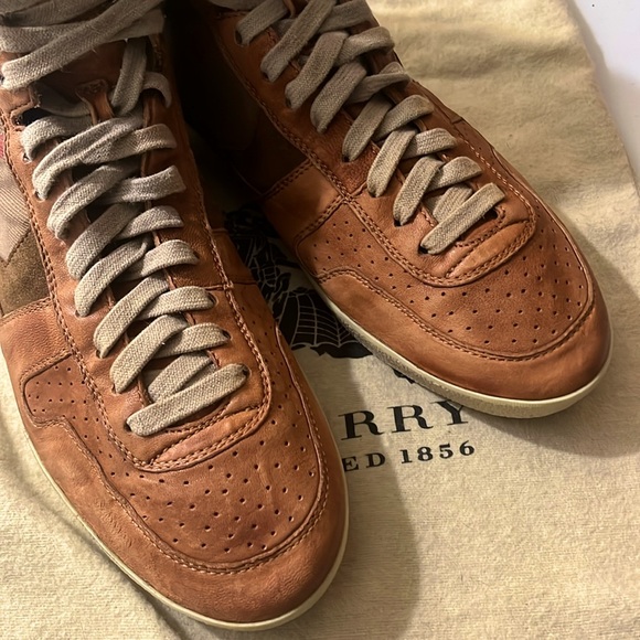 Burberry Men's Brown High-Top Sneakers - Picture 6 of 8